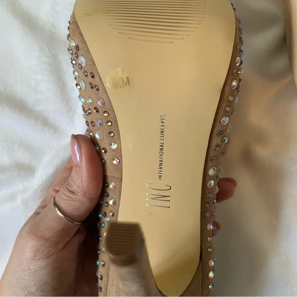 I.N.C international concepts Elegant Tan Embellished Women's high heels. Sz 6.5